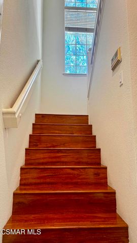 688 Indian Oak Lane 107, Oak Park, CA 91377