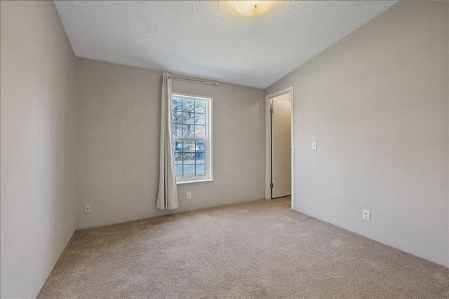 15521 W Charles Rd, Nine Mile Falls, WA 99026