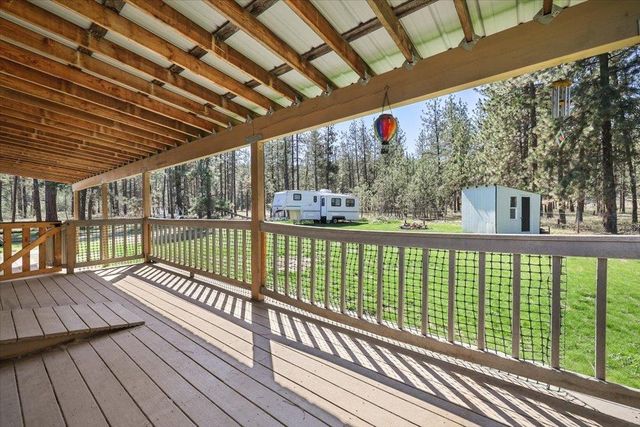 15521 W Charles Rd, Nine Mile Falls, WA 99026