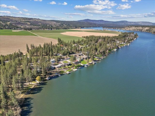 15521 W Charles Rd, Nine Mile Falls, WA 99026