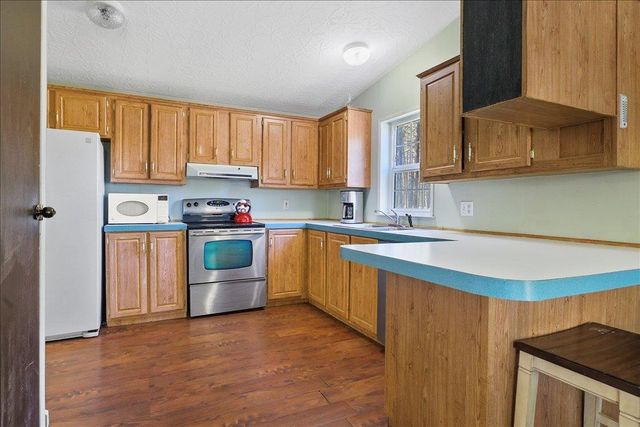 15521 W Charles Rd, Nine Mile Falls, WA 99026
