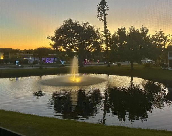 12 QUAILS RUN BOULEVARD 12, Englewood, FL 34223