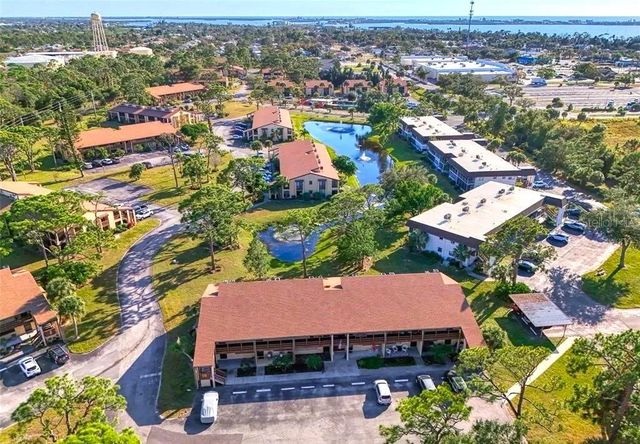 12 QUAILS RUN BOULEVARD 12, Englewood, FL 34223