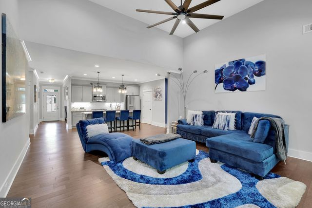 2731 Villa Irwin Chase SW, Marietta, GA 30064