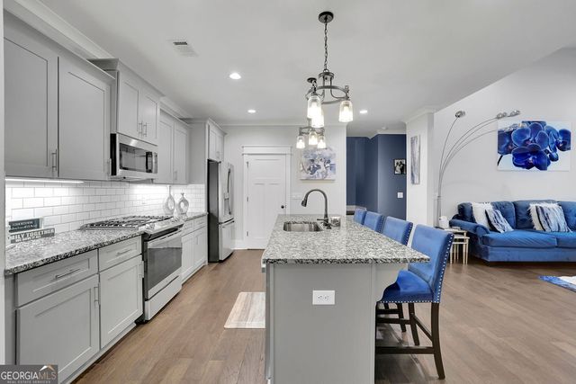 2731 Villa Irwin Chase SW, Marietta, GA 30064