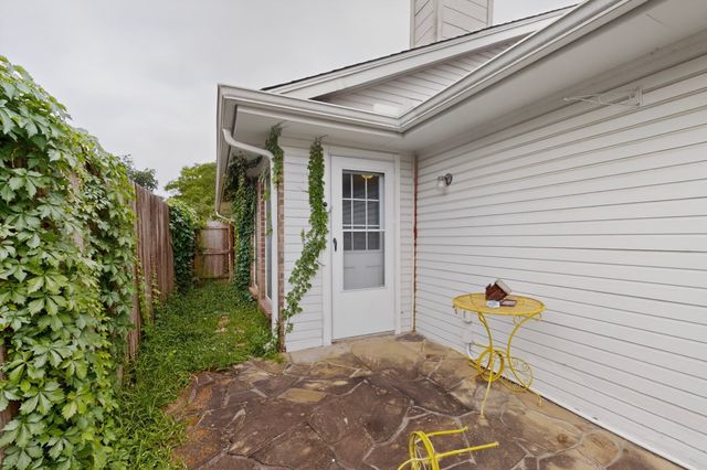 5548 Village Green Drive, Mesquite, TX 75150