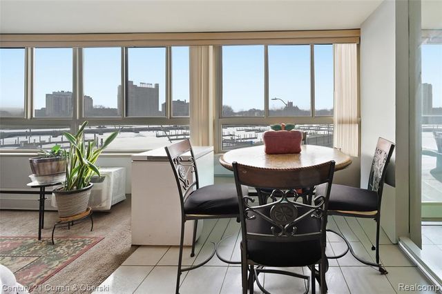 8900 E Jefferson Avenue 112, Detroit, MI 48214