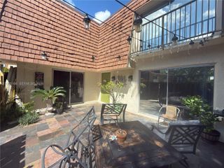 8901 Orange Grove Dr D-24, Davie, FL 33324