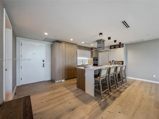 350 Ocean Dr 305N, Key Biscayne, FL 33149
