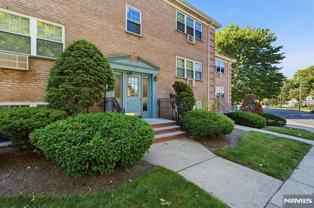 138 Clinton Place 7E, Hackensack, NJ 07601