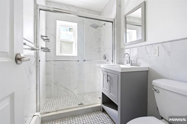 138 Clinton Place 7E, Hackensack, NJ 07601