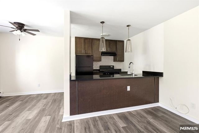 138 Clinton Place 7E, Hackensack, NJ 07601