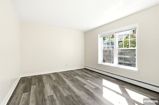 138 Clinton Place 7E, Hackensack, NJ 07601