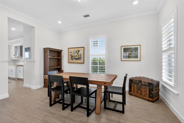 769 Hookline Cir, Loxahatchee, FL 33470