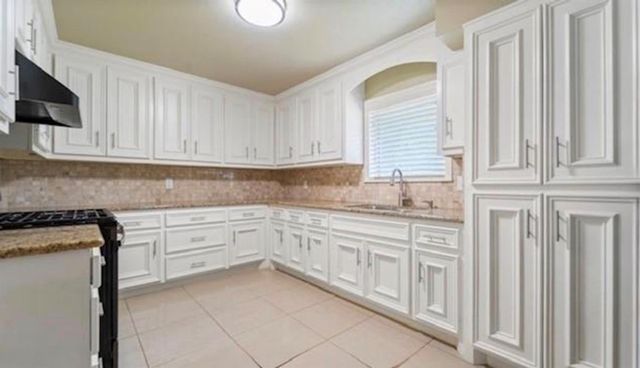 2715 Toyah Avenue, Houston, TX 77039