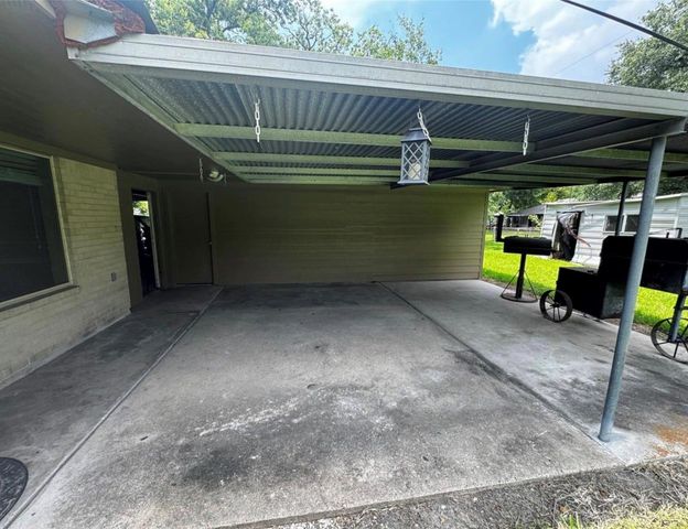 2715 Toyah Avenue, Houston, TX 77039