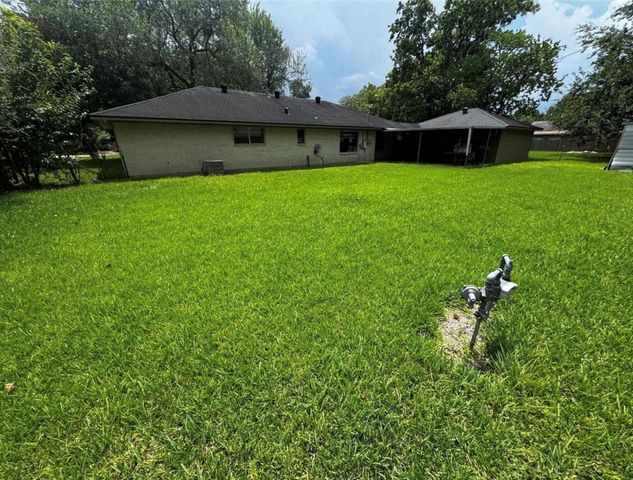 2715 Toyah Avenue, Houston, TX 77039