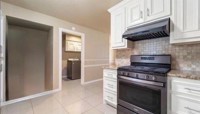 2715 Toyah Avenue, Houston, TX 77039