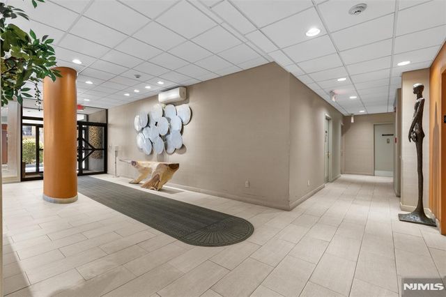 235 Prospect Avenue 2B, Hackensack, NJ 07601