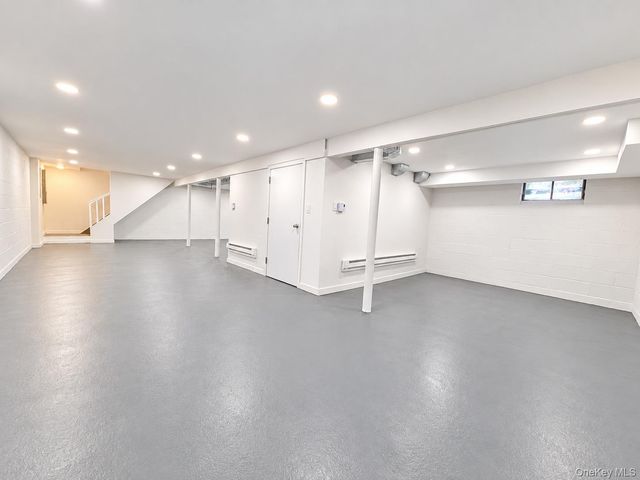 11 Clover Drive, West Nyack, NY 10994