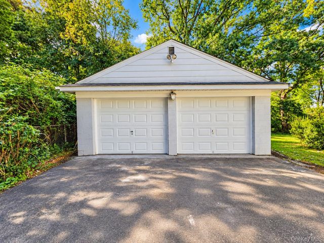 11 Clover Drive, West Nyack, NY 10994