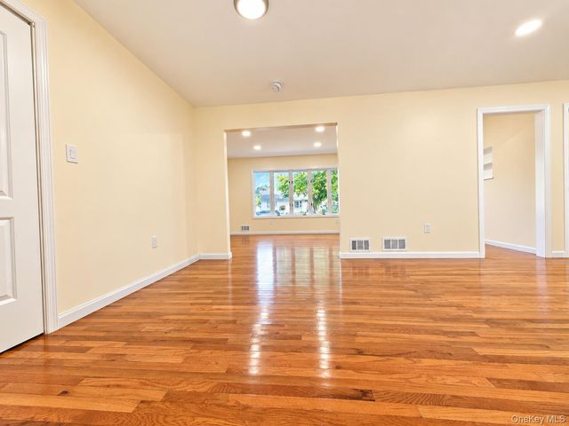 11 Clover Drive, West Nyack, NY 10994