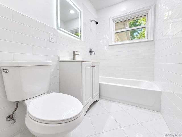 11 Clover Drive, West Nyack, NY 10994