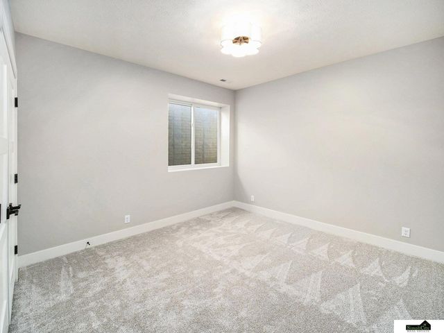 2121 Milrose Branch Road, Lincoln, NE 68520