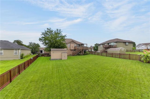 1714 Brooke Court, Kearney, MO 64060