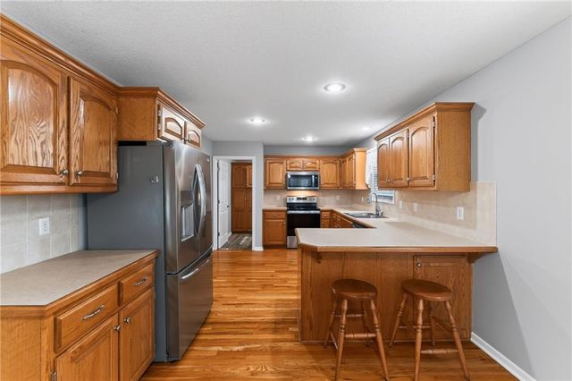 1714 Brooke Court, Kearney, MO 64060