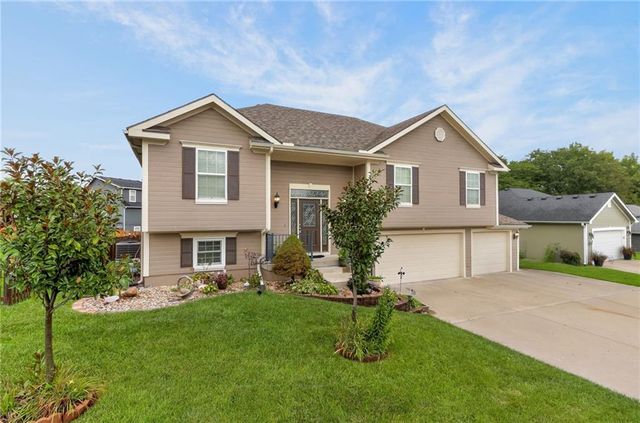 1714 Brooke Court, Kearney, MO 64060