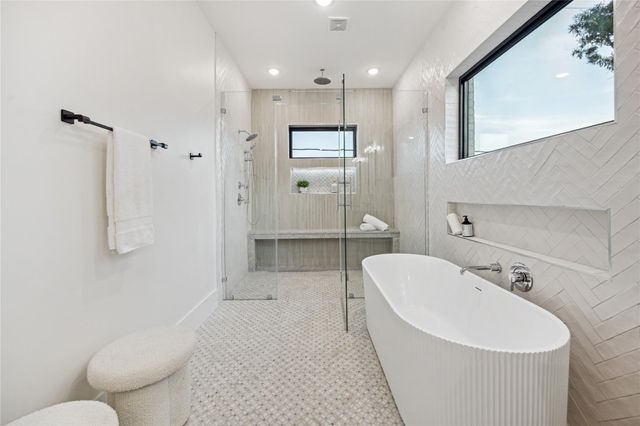 431 W 30th Street, Houston, TX 77018
