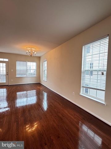 7331 ARCHSINE LN, Laurel, MD 20707