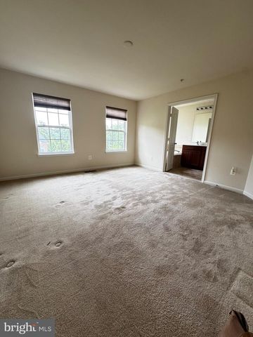 7331 ARCHSINE LN, Laurel, MD 20707