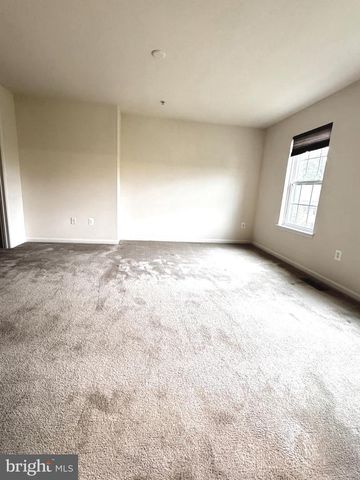 7331 ARCHSINE LN, Laurel, MD 20707