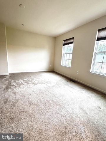 7331 ARCHSINE LN, Laurel, MD 20707