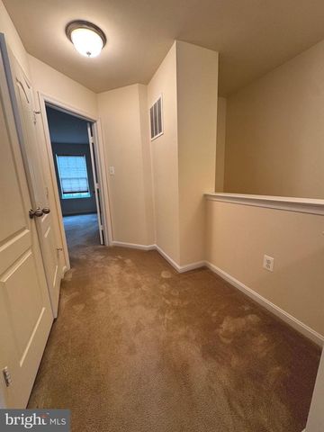 7331 ARCHSINE LN, Laurel, MD 20707
