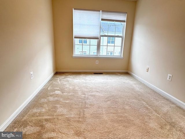7331 ARCHSINE LN, Laurel, MD 20707