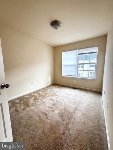 7331 ARCHSINE LN, Laurel, MD 20707