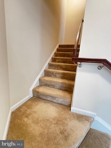 7331 ARCHSINE LN, Laurel, MD 20707