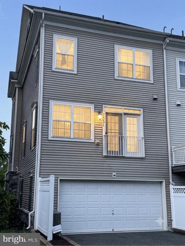 7331 ARCHSINE LN, Laurel, MD 20707