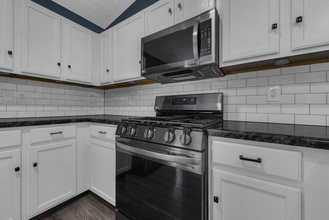 2294 Glencroft Drive, Hilliard, OH 43026