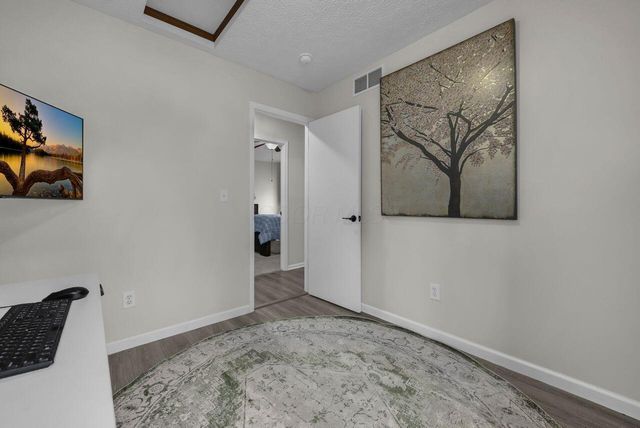 2294 Glencroft Drive, Hilliard, OH 43026