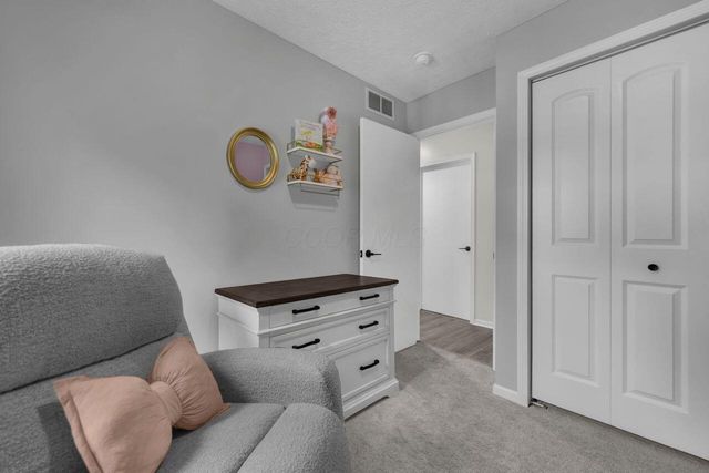 2294 Glencroft Drive, Hilliard, OH 43026