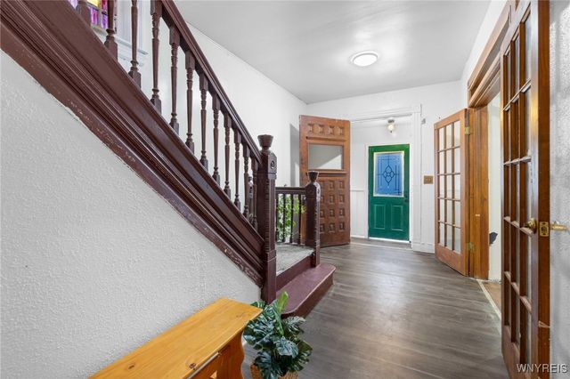 114 School Street, Buffalo, NY 14213