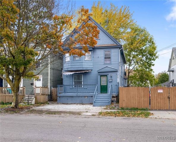 114 School Street, Buffalo, NY 14213