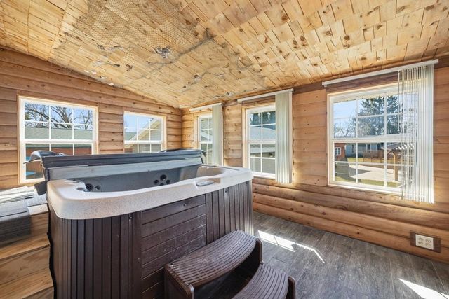 11611 N Charley Bluff Road, Milton, WI 53563