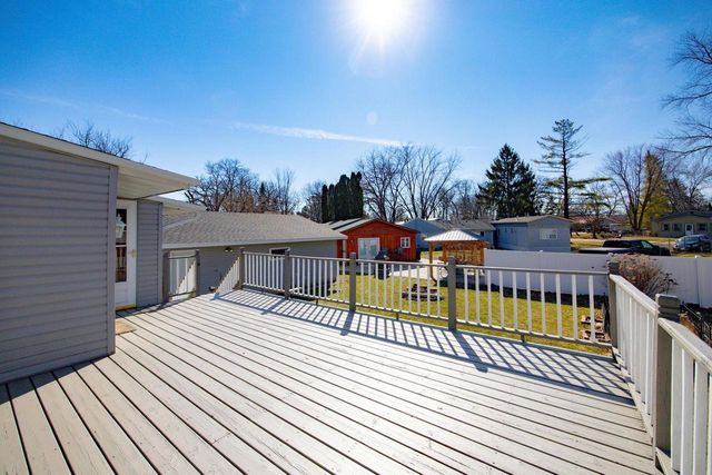 11611 N Charley Bluff Road, Milton, WI 53563