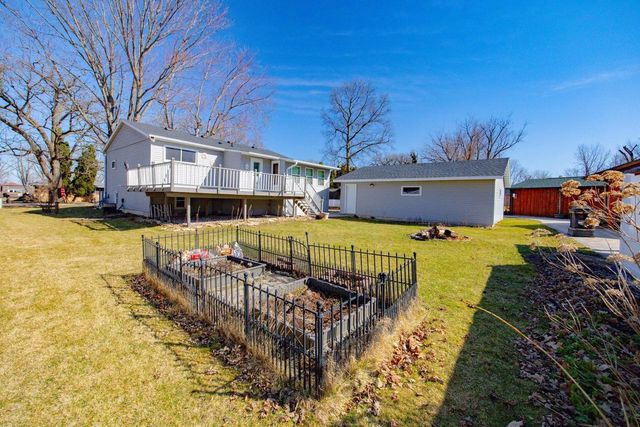 11611 N Charley Bluff Road, Milton, WI 53563