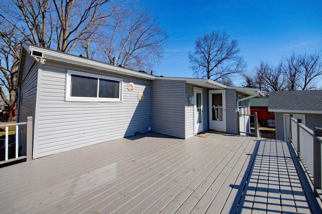 11611 N Charley Bluff Road, Milton, WI 53563